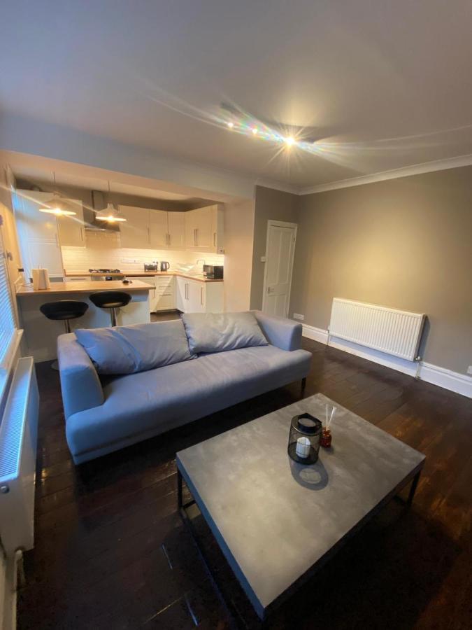 Spacious 2-Bed Apartment ロンドン エクステリア 写真